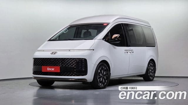 Hyundai Staria — фото 1