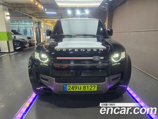 Land Rover Defender — фото 1