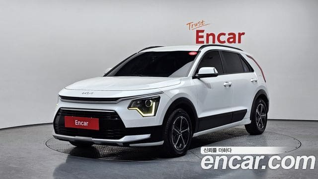 Kia Niro — фото 1