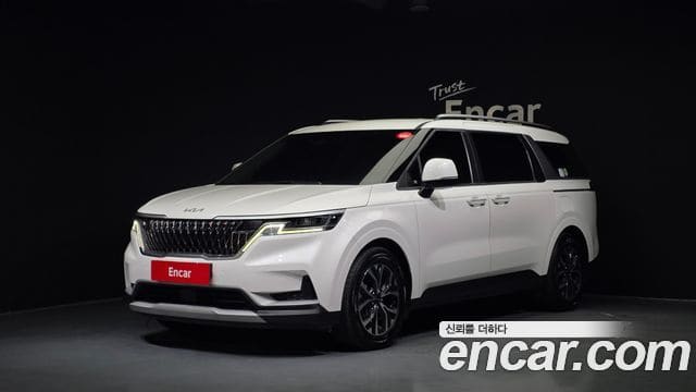 Kia Carnival — фото 1