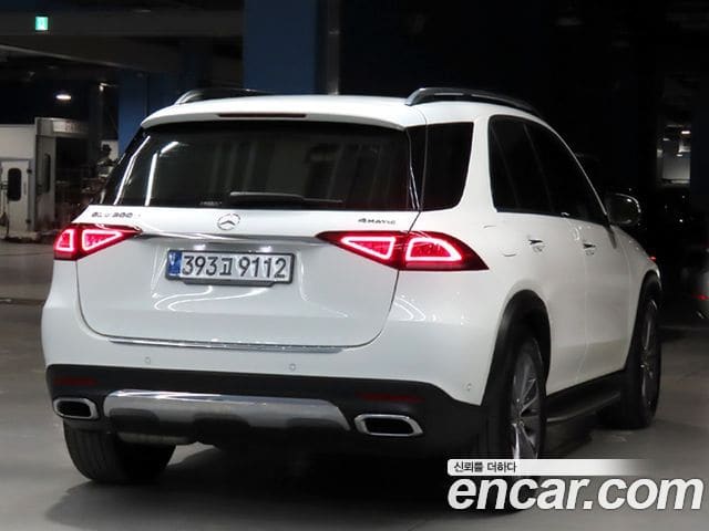 Mercedes-Benz GLE-Class — фото 1