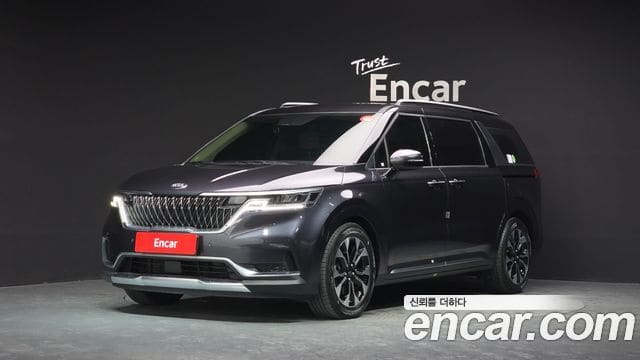 Kia Carnival — фото 1