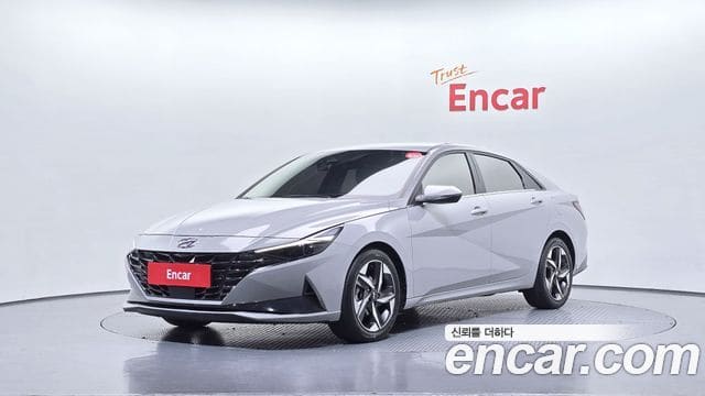 Hyundai Avante — фото 1