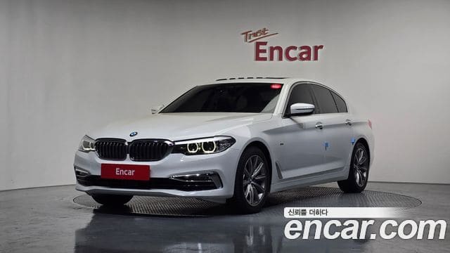 BMW 5 Series — фото 1