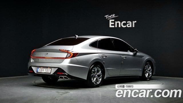 Hyundai Sonata — фото 1