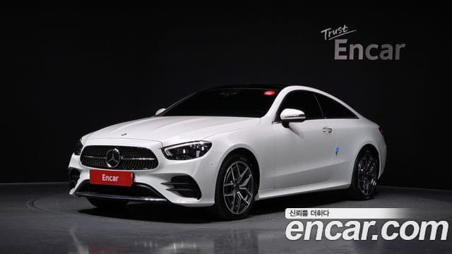 Mercedes-Benz E-Class — фото 1