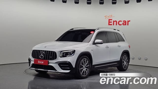 Mercedes-Benz GLB-Class — фото 1