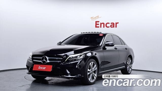 Mercedes-Benz C-Class — фото 1