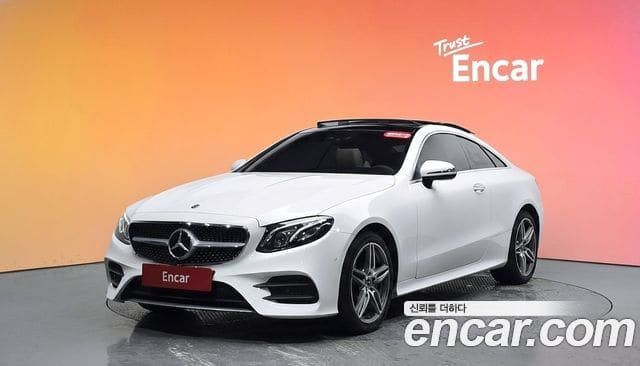 Mercedes-Benz E-Class — фото 1