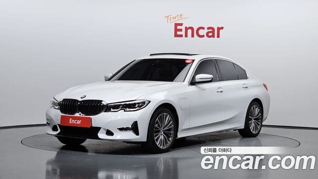 BMW 3 Series — фото 1