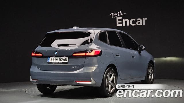 BMW 2 Series Active Tourer — фото 1