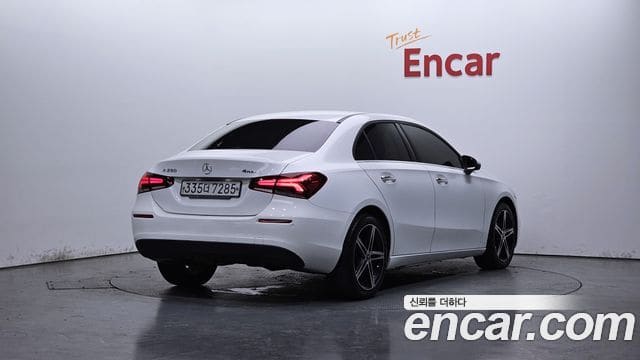 Mercedes-Benz A-Class — фото 1