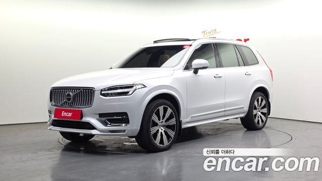 Volvo XC90 — фото 1