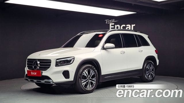 Mercedes-Benz GLB-Class — фото 1