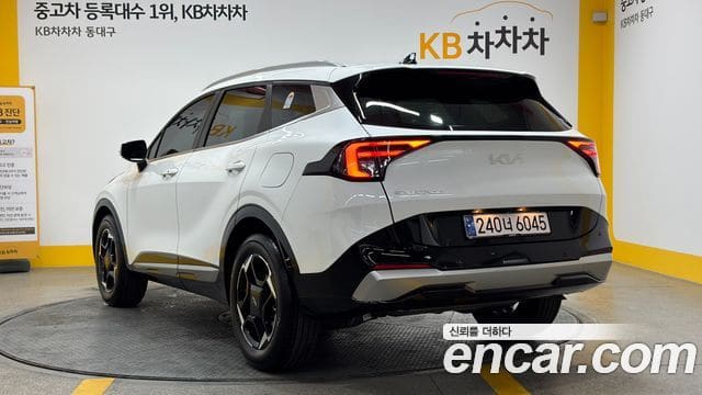 Kia Sportage — фото 1