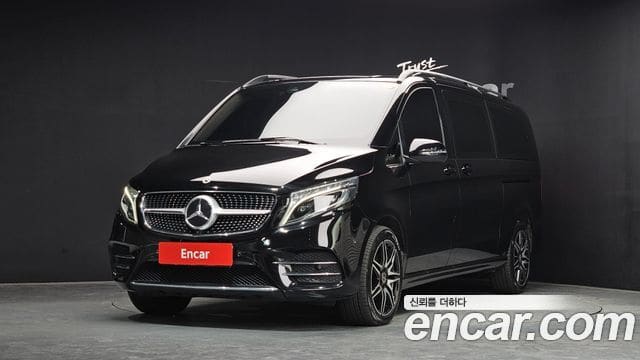 Mercedes-Benz V-Class — фото 1