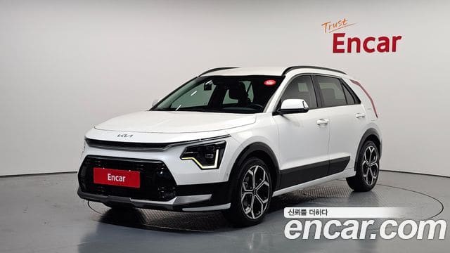 Kia Niro — фото 1