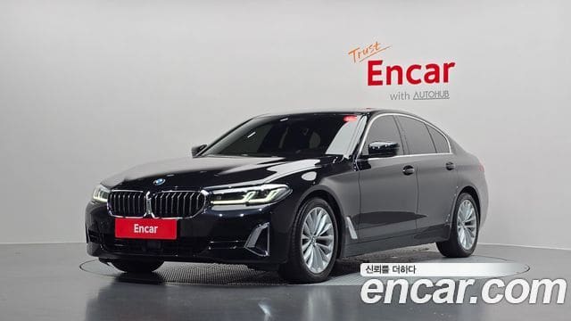 BMW 5 Series — фото 1
