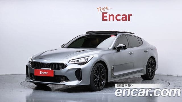 Kia Stinger — фото 1