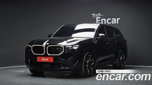 BMW XM — фото 1