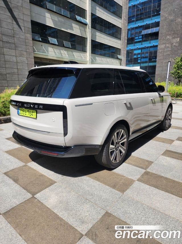 Land Rover Range Rover — фото 1