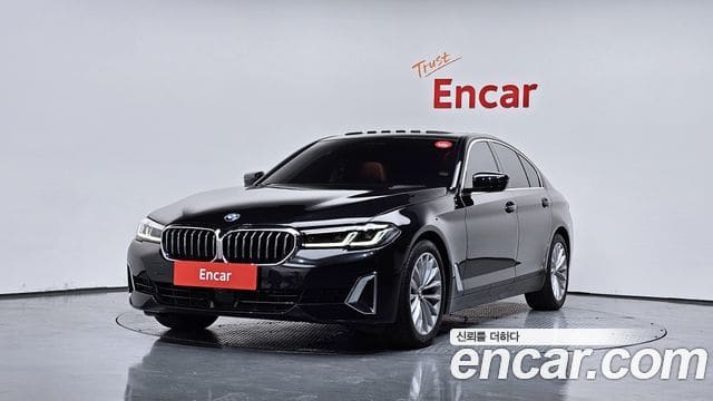 BMW 5 Series — фото 1