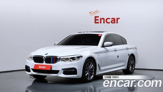 BMW 5 Series — фото 1
