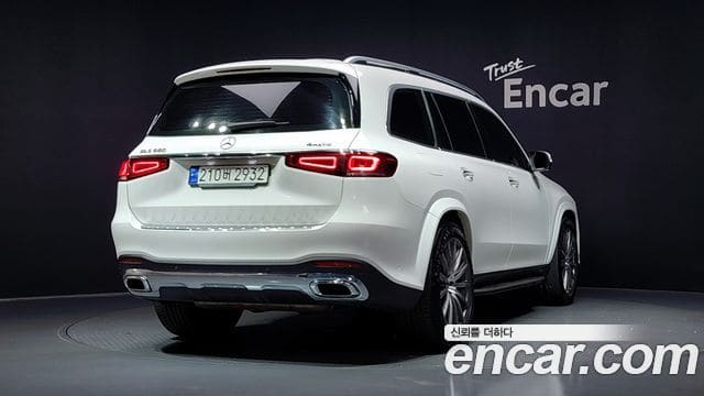 Mercedes-Benz GLS-Class — фото 1