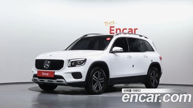 Mercedes-Benz GLB-Class — фото 1