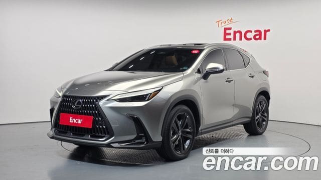 Lexus NX350h — фото 1