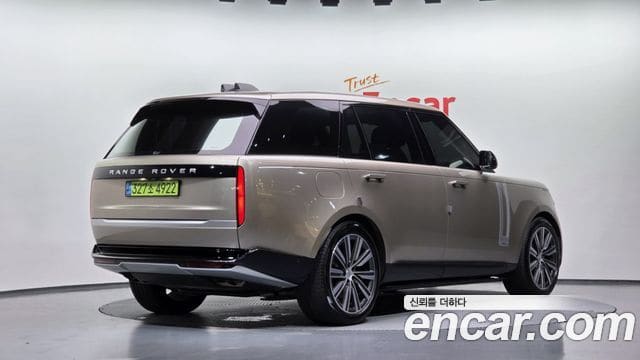Land Rover Range Rover — фото 1