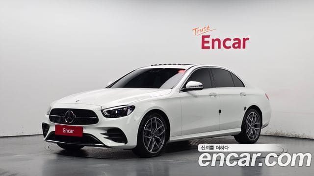 Mercedes-Benz E-Class — фото 1