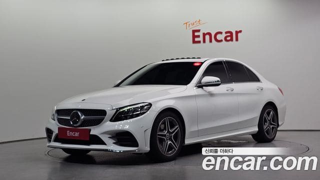 Mercedes-Benz C-Class — фото 1