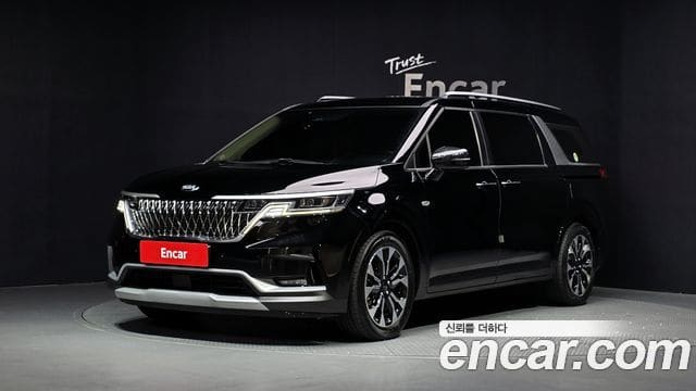 Kia Carnival — фото 1