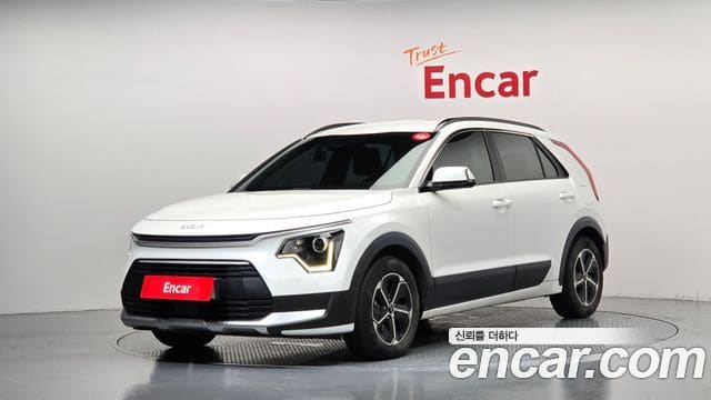 Kia Niro — фото 1