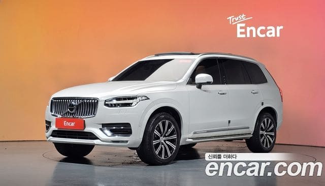 Volvo XC90 — фото 1