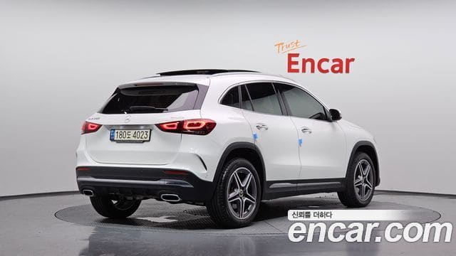 Mercedes-Benz GLA-Class — фото 1