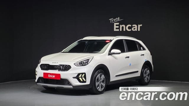 Kia Niro — фото 1