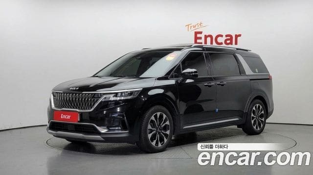 Kia Carnival — фото 1