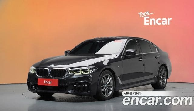 BMW 5 Series — фото 1