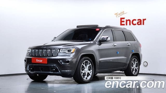 Jeep Grand Cherokee — фото 1