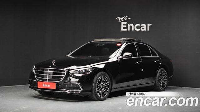 Mercedes-Benz S-Class — фото 1