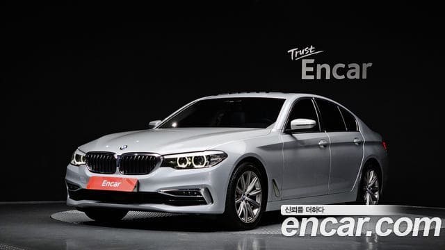 BMW 5 Series — фото 1