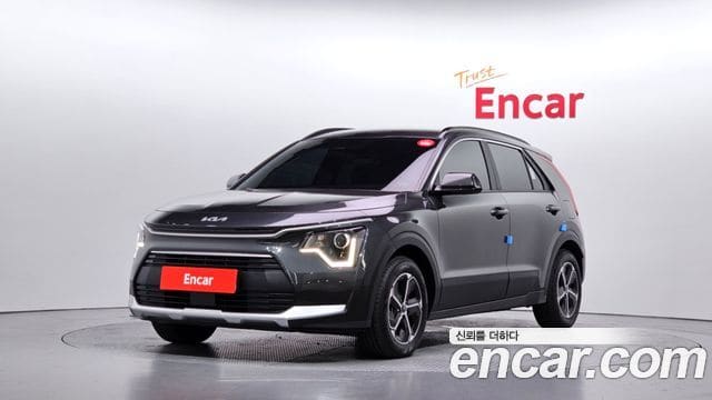 Kia Niro — фото 1