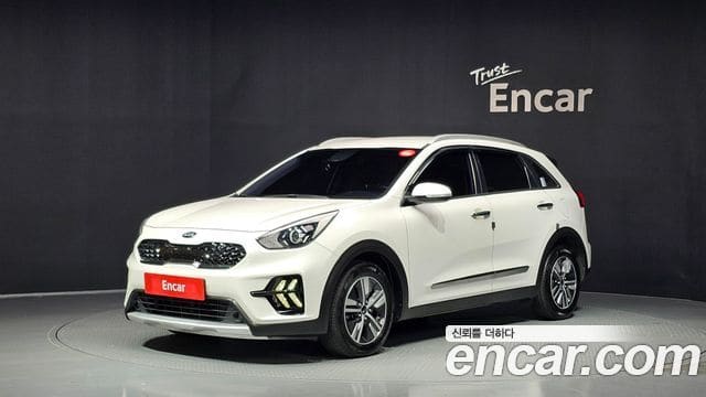 Kia Niro — фото 1