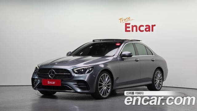 Mercedes-Benz E-Class — фото 1