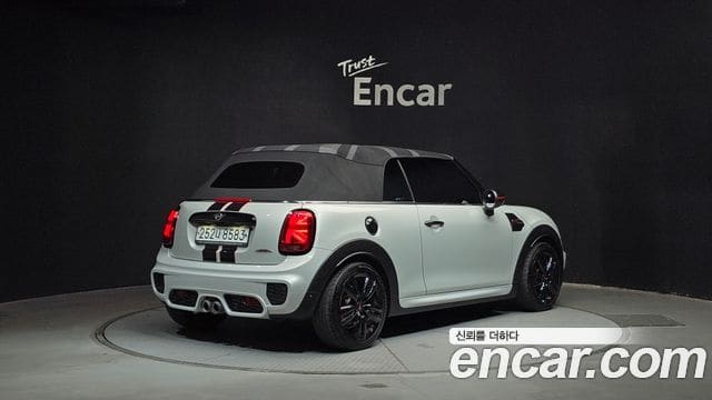 Mini Cooper S Convertible — фото 1