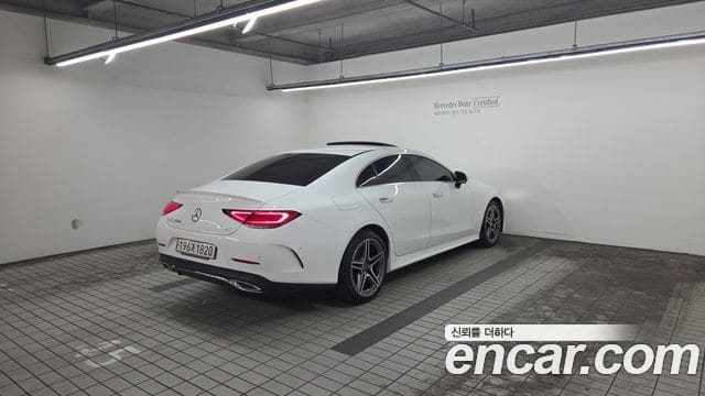 Mercedes-Benz CLS-Class — фото 1