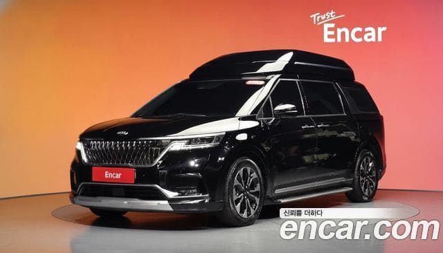 Kia Carnival — фото 1