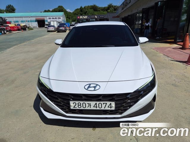 Hyundai Avante — фото 1